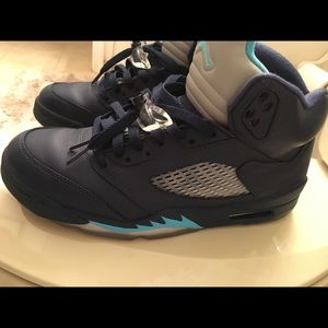Jordan Hornet Retro 5s